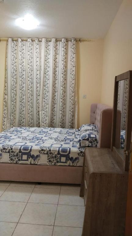 Holiday Home 2 Bedrooms Apartment For Family Only Sharjah Exterior foto